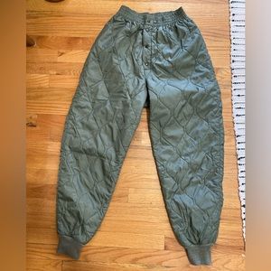 Vintage quilted pants (military size medium)